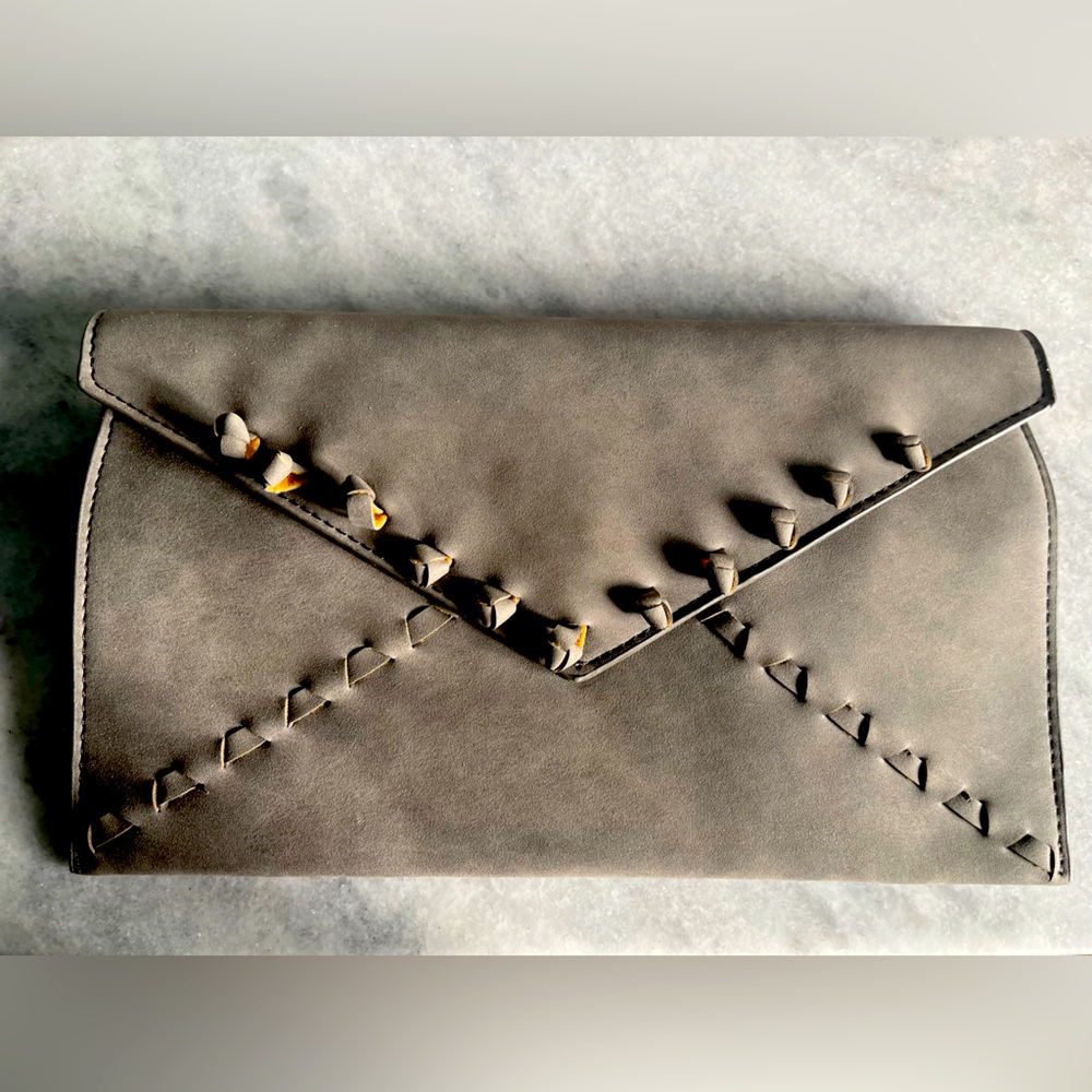 Clutch purse